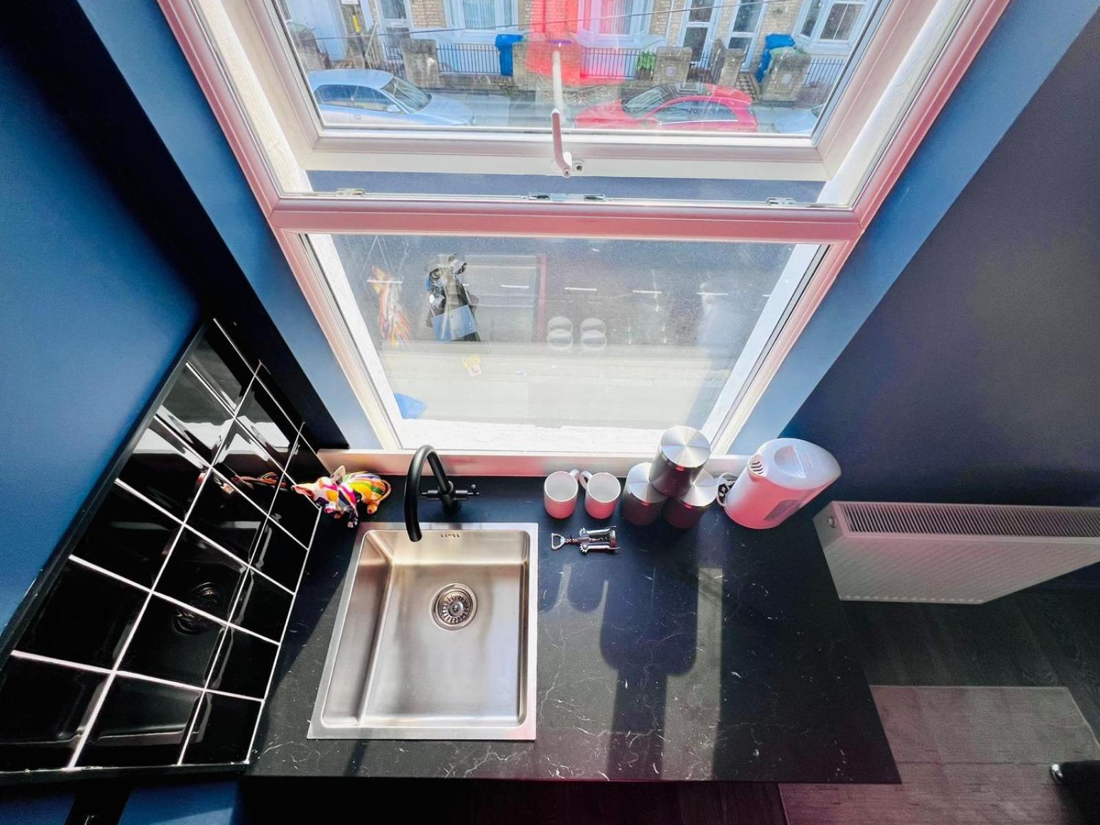 London 61 Central Studio, Ideal For Tourists High Recommend!!! Экстерьер фото