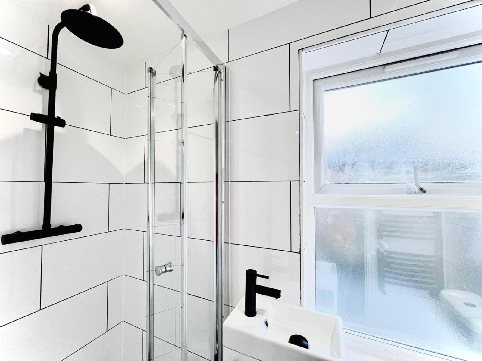 London 61 Central Studio, Ideal For Tourists High Recommend!!! Экстерьер фото